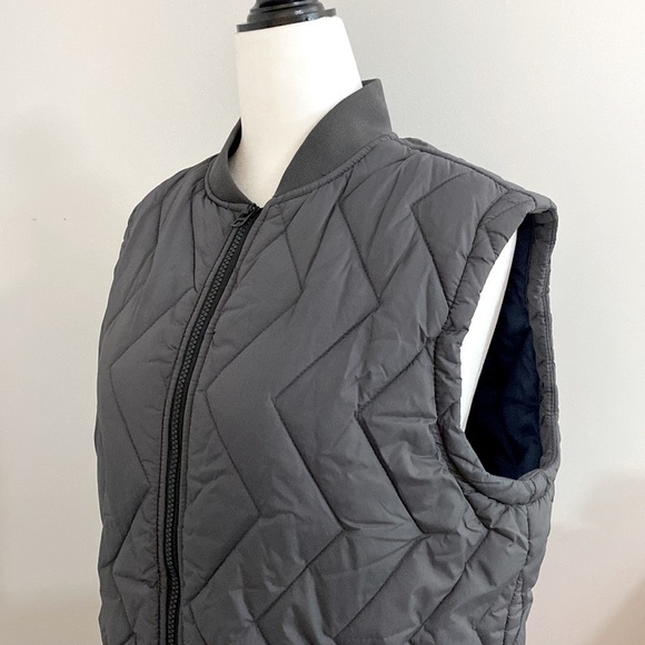 Jack and Jones Puffer Vest Chevron Quilted Nylon Grey Size M - Picture 7 of 17
